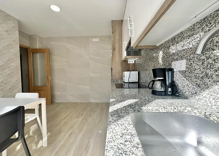 アパート Front I