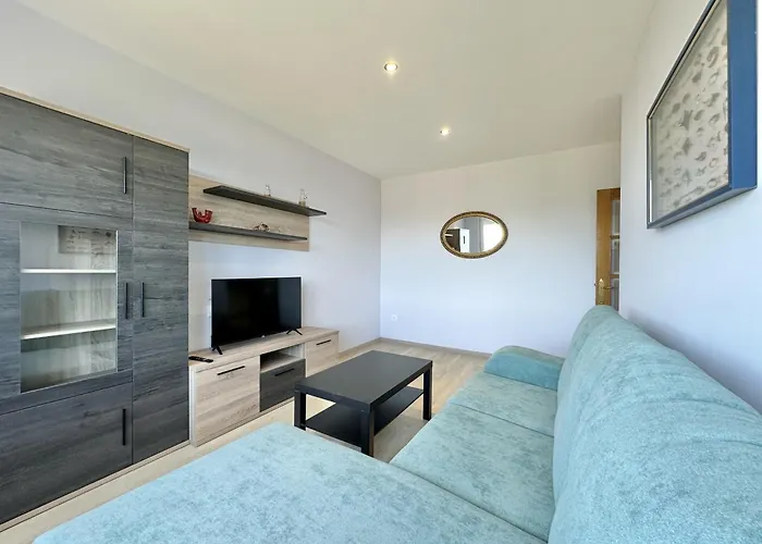 Front I アパート